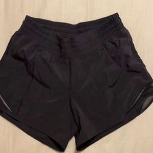 Lulu Lemon Hotty Hot shorts like new!!